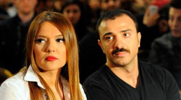 Demet Akalın kimdir?